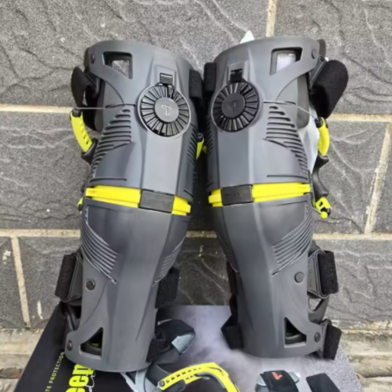 Motorcycle Gear Brand - Rodillera Mecánica para Motocicleta T Brand